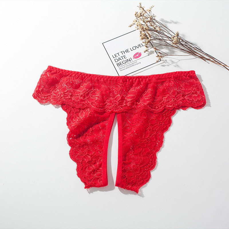 Vittoria | String en dentelle avec ouverture