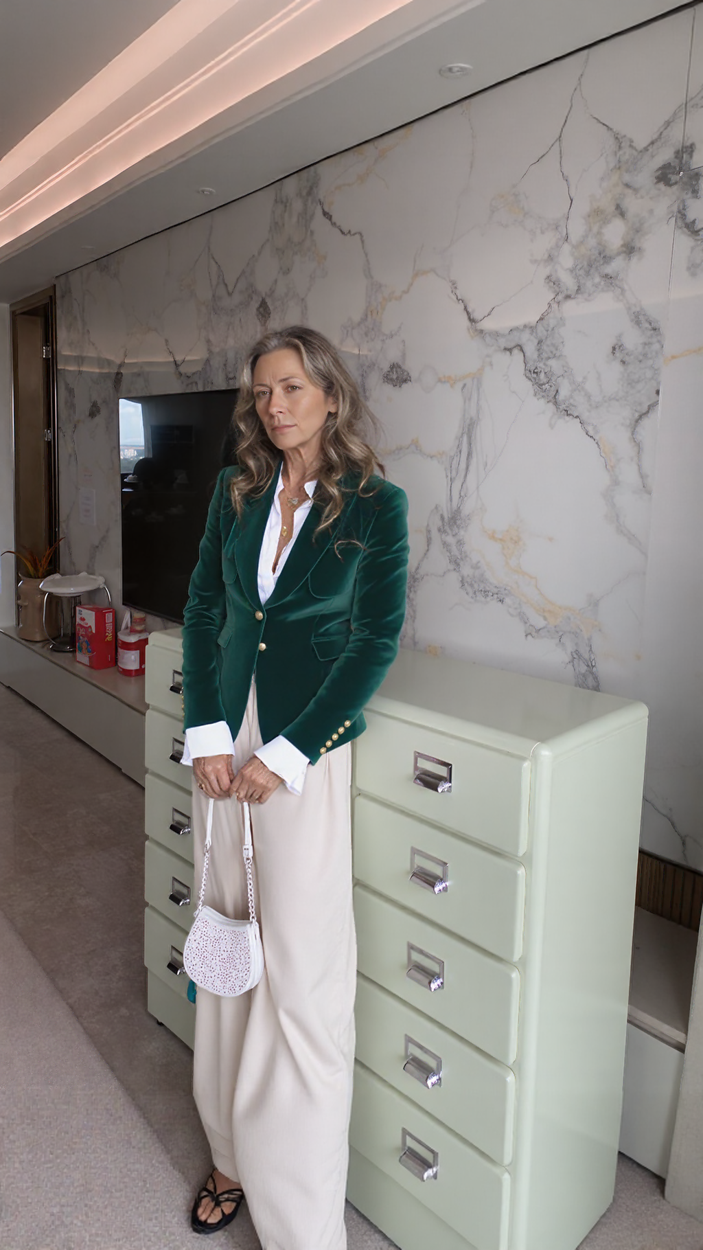 Serena | blaser in velluto con bottoni